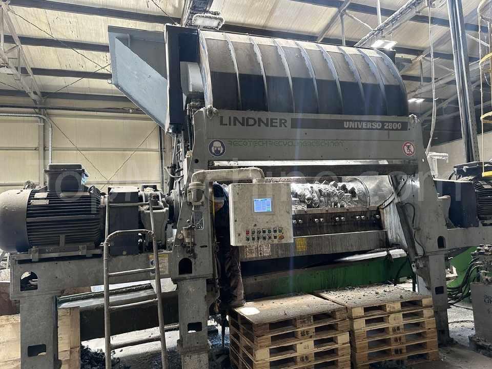 Used Lindner Universo 2800  Trituratore